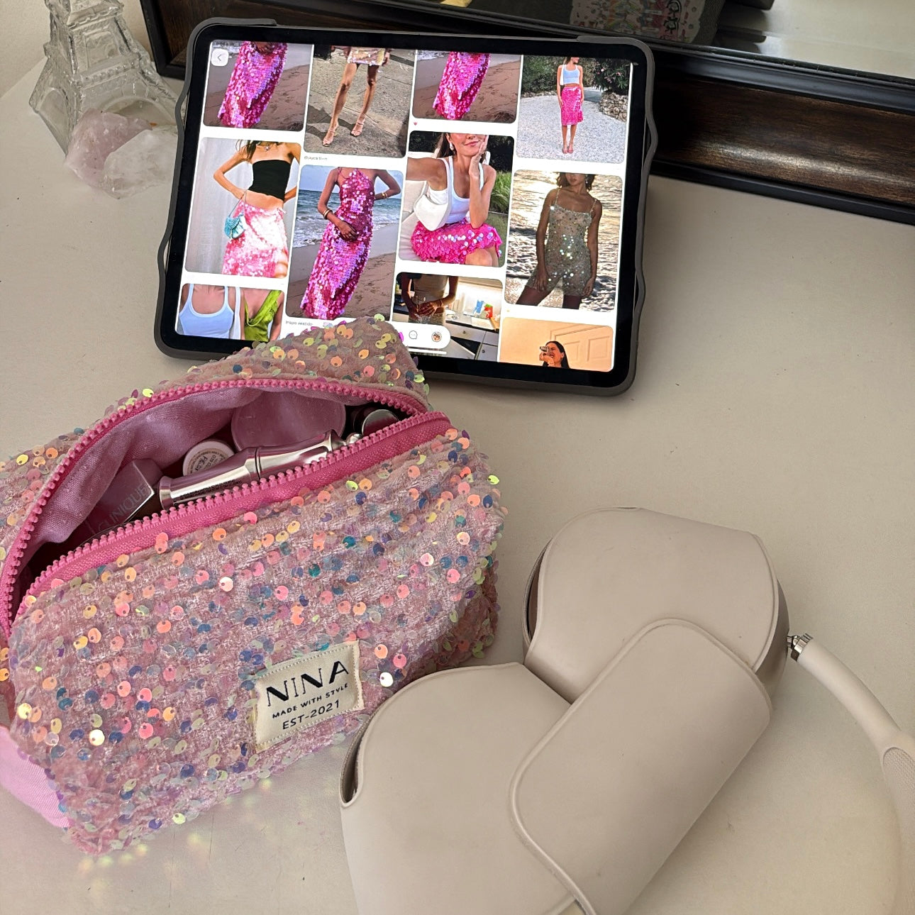 Nina Pouch Shine