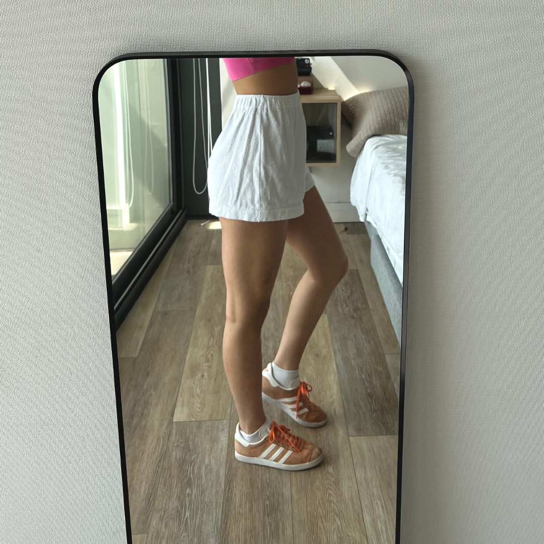 Nela Shorts - White