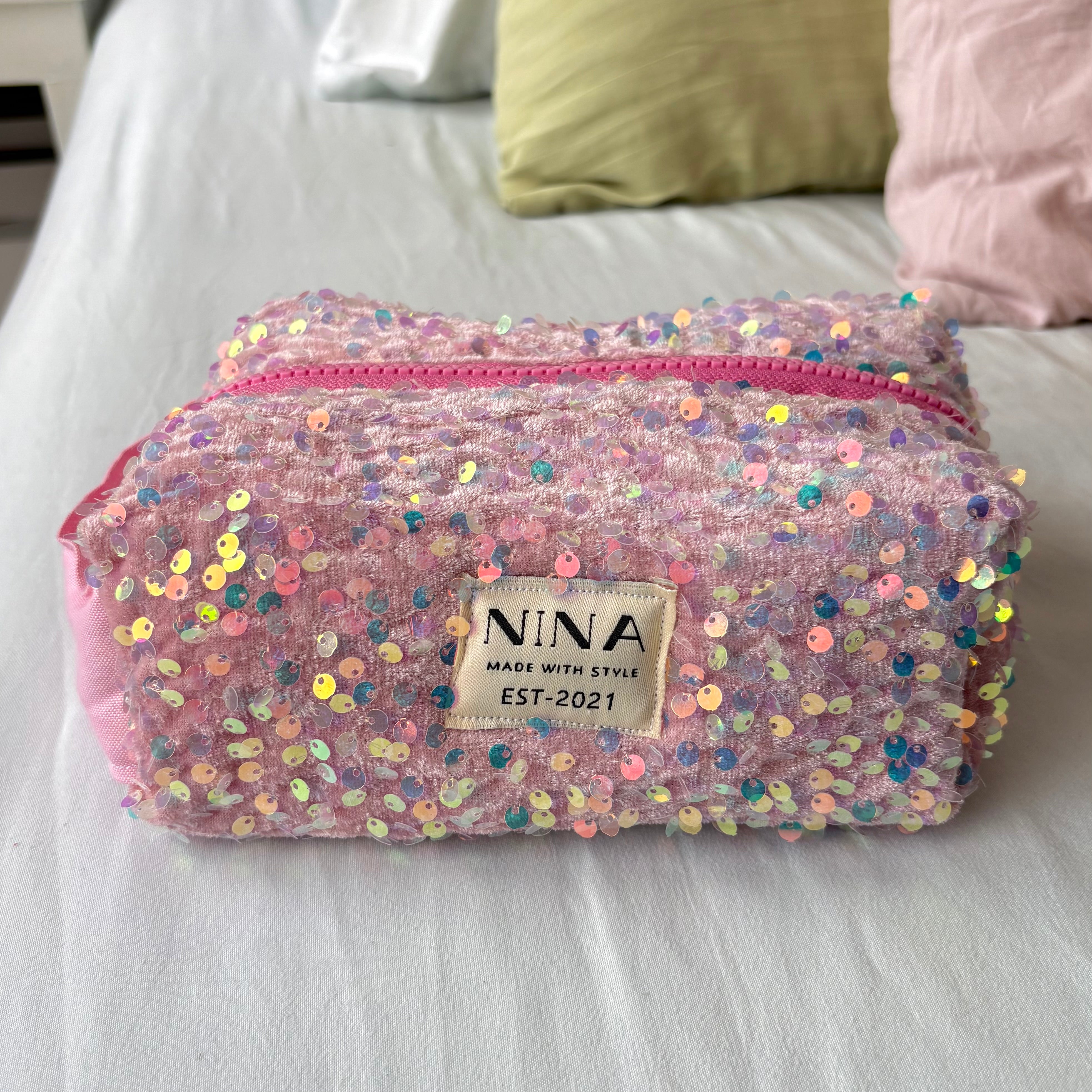 Nina Pouch Shine